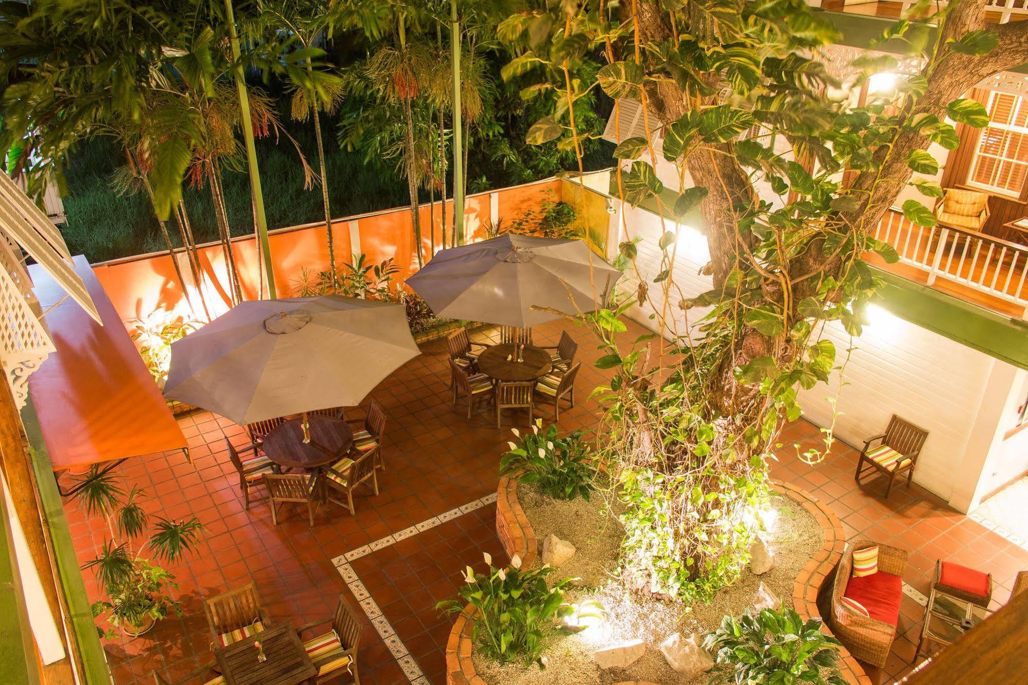 Cara Lodge Hotel Georgetown Exterior foto